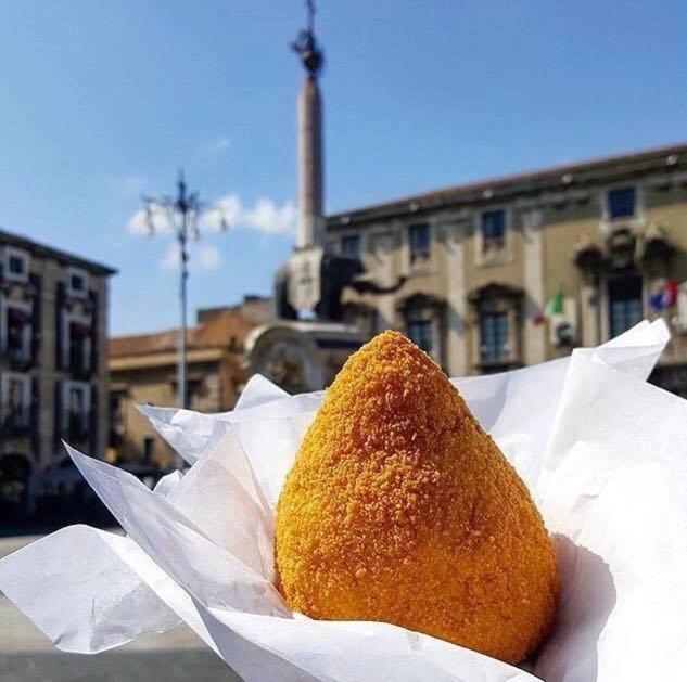 Appartamento Caronda52 Aeroporto di Catania Fontana Rossa Esterno foto
